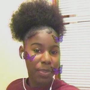 Meet your Posher, Jade